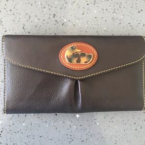 Dooney & Bourke  checkbook wallet